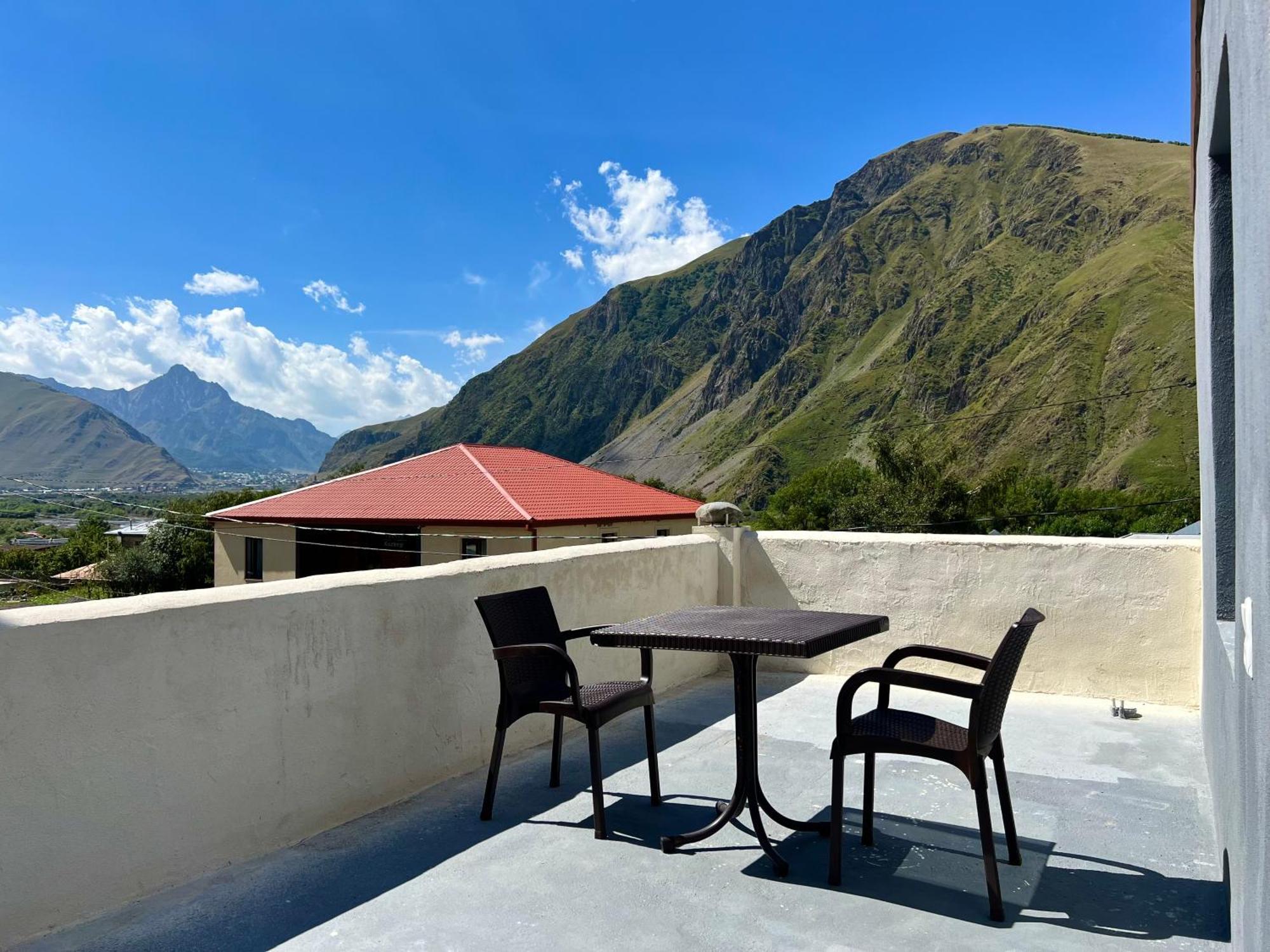 Kazbegi Green Yard מראה חיצוני תמונה