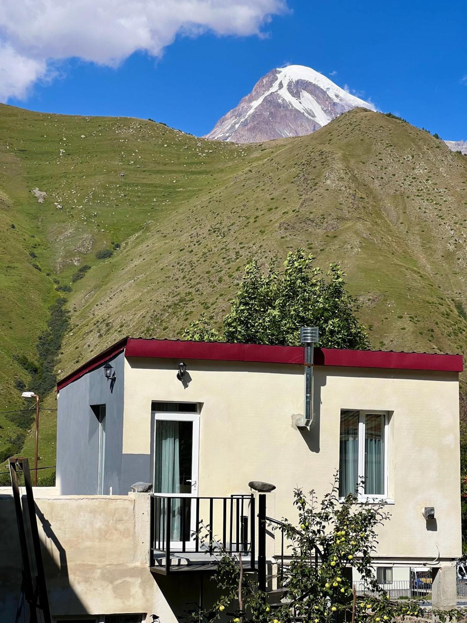 Kazbegi Green Yard מראה חיצוני תמונה